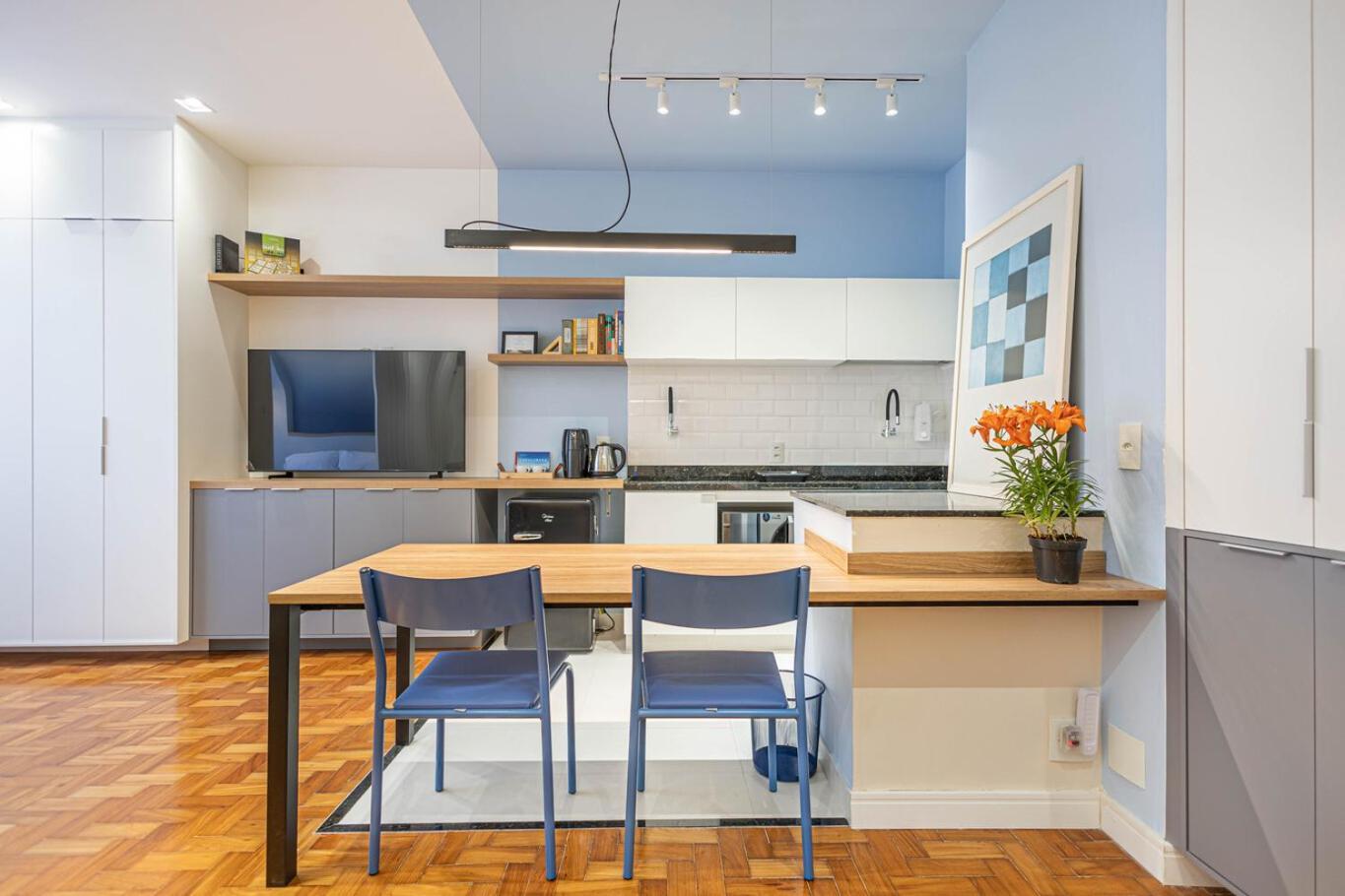 Apartamento Estudio Com Wi-fi A 200m Da De Copacabana Rj *